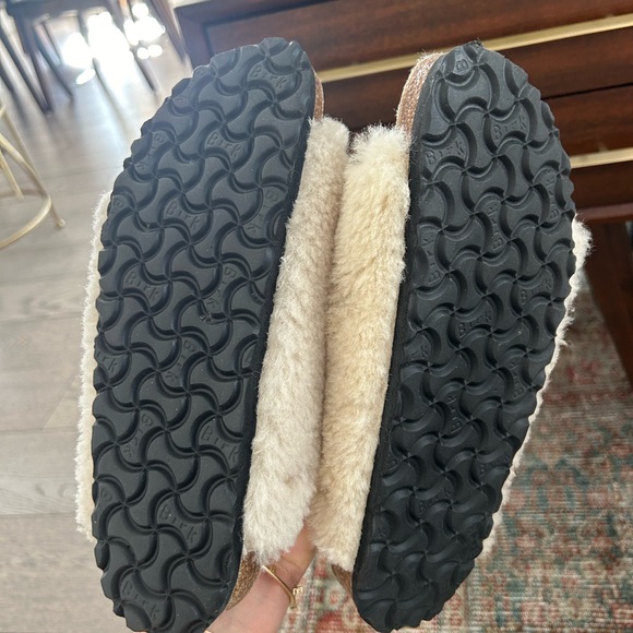 Brand new Shearling Birkenstocks, size 38 - Picture 3 of 4